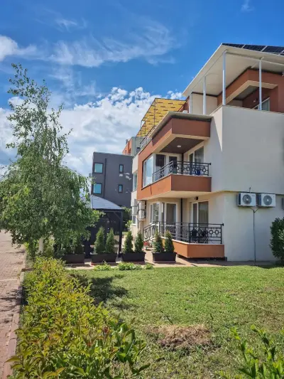 Niko's Apartments Deluxe
