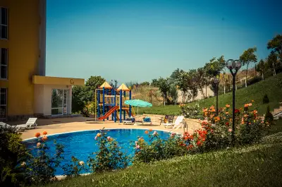 Краун Форт клуб апартмънтс