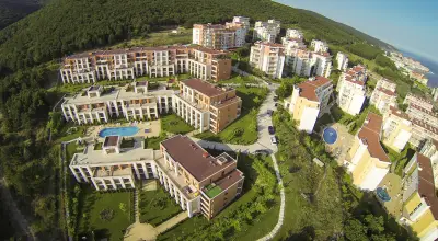 Краун Форт клуб апартмънтс