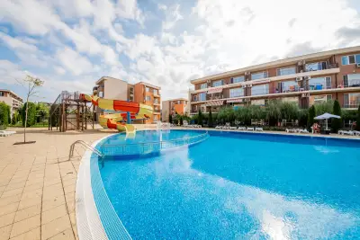 Holiday Orhid Fort Club