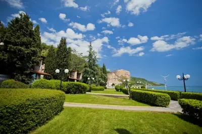 Villas Elenite