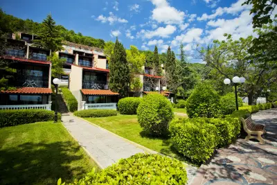Villas Elenite
