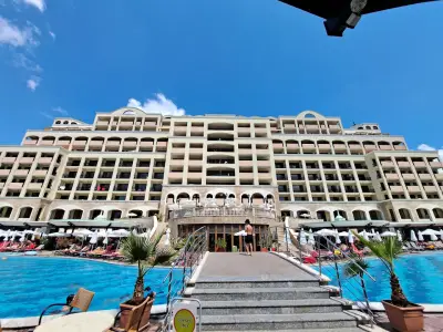 SOL by Meliá Nessebar Bay All Inclusive