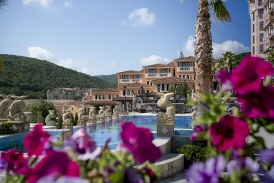 Premium Villas Elenite