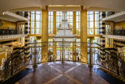 Imperial Palace Hotel