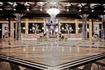 Royal Castle Hotel & Spa