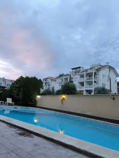 Ryor Hotel - Restaurant & Free Parking