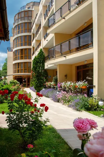 TSB Roxy Apartments