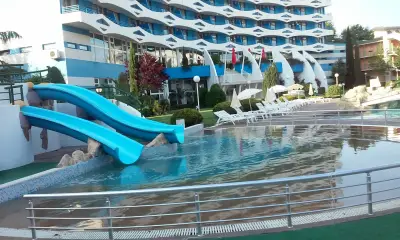 Sunny Beach Plaza