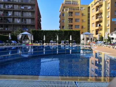 Amaris Hotel - All inclusive - Free parking