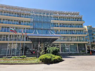 Ivana Palace Hotel - Free Parking
