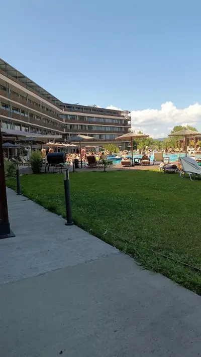 Sunny Beach Club - Adults Only #YouthfulVibes
