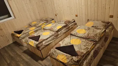 Хижа " Здравец "