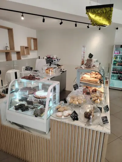 AVO Healthy Bakery & Cafe