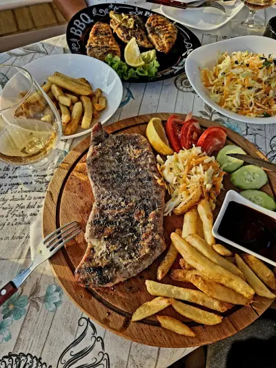 B.B.Q.