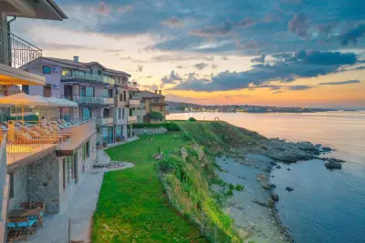 DOLPHIN BAY BOUTIQUE COMPLEX Sozopol