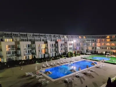 Апартаменти в комплекс Черноморска звезда