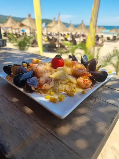 BOHEME BEACH BAR