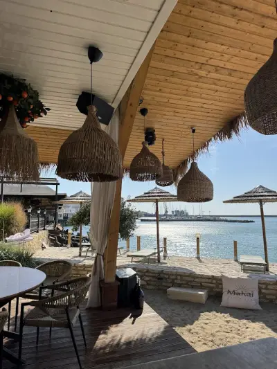 Makai Beach Bar
