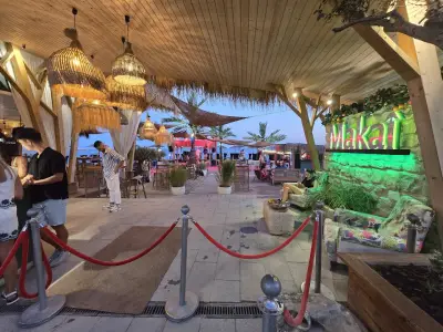 Makai Beach Bar