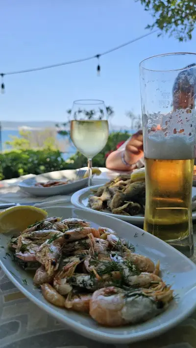 Bistro Sezony (Бистро Сезони)