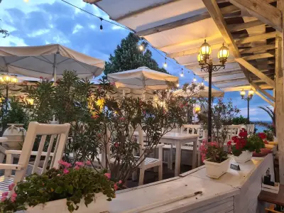 Bistro Sezony (Бистро Сезони)