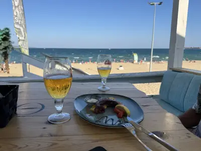 Azaro - Bar & Dinner