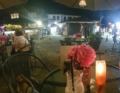 Cafe Matinee