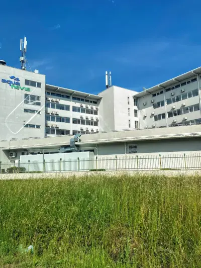 Аква Невис Хотел & Aквапарк