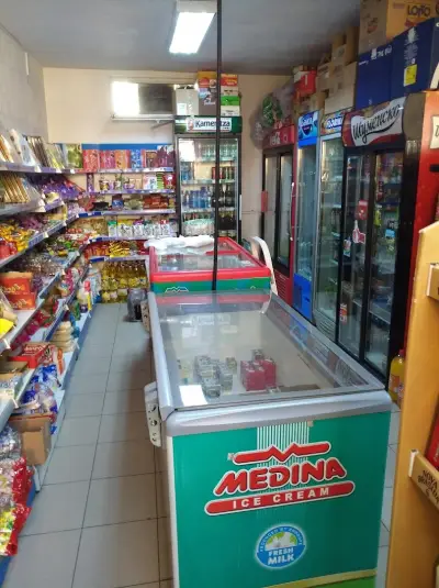 Супермаркет Лариса