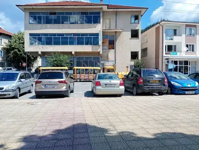 Супермаркет Лариса