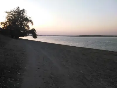 Бившото пристанище на с.Връв