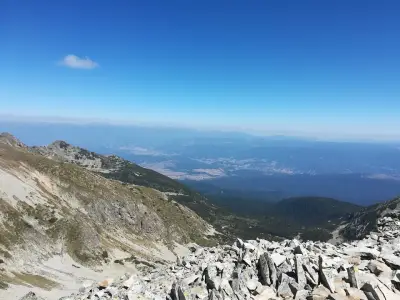 Горно Полежанско езеро