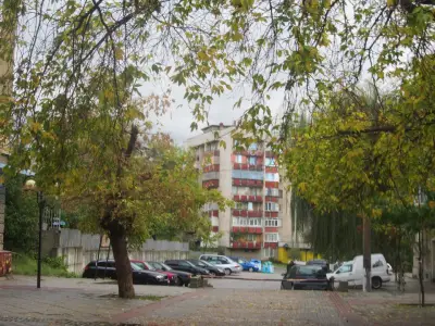Автогара Бобов дол