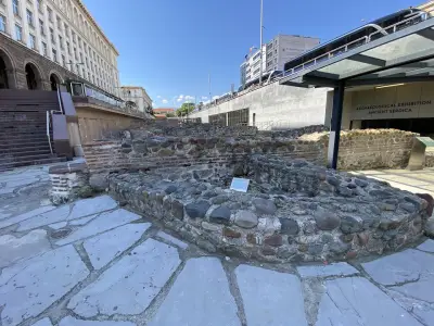 Археологически парк „Западна порта на Сердика“ (вход)