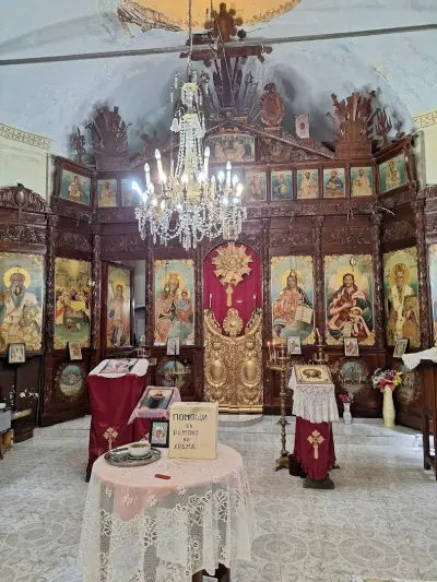 Свищовски манастир „Покров Богородичен“