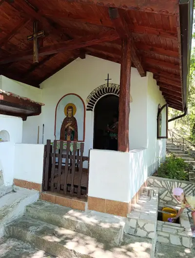 Храм „Успение на Света Богородица“