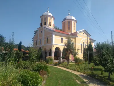 Храм „Успение на Света Богородица“