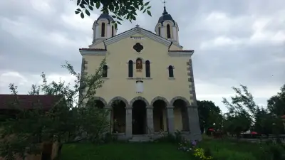 Църква Св. Неделя