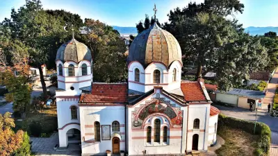 храм "Св. Николай Чудотворец"