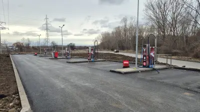 Quadra mladost-car wash