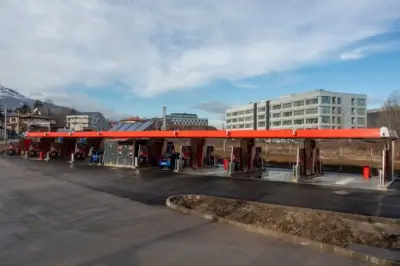 Quadra mladost-car wash