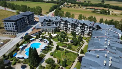 Stylish studio's Aspen Valley