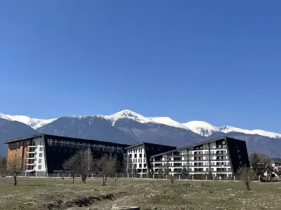 Stylish studio's Aspen Valley