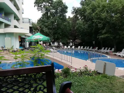 Хотел Перуника