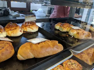 Bakery & Cafe