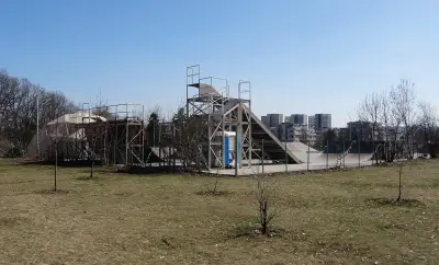 Скейт парк София