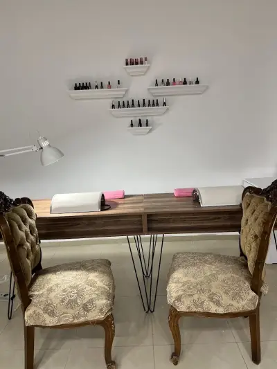 Beauty Salon X.S Sunny Beach | Салон за красота Слънчев Бряг | Подстригване | Козметик | Маникюр | Педикюр | Масаж |