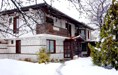 Snomads Chalet Diana-Ross & Snomads Chalet Supreme