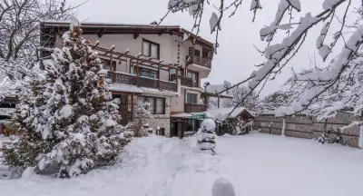 Snomads Chalet Diana-Ross & Snomads Chalet Supreme